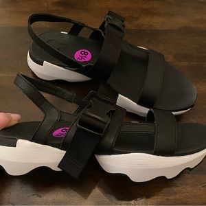 New Sorel Kinetic Impact Sandal